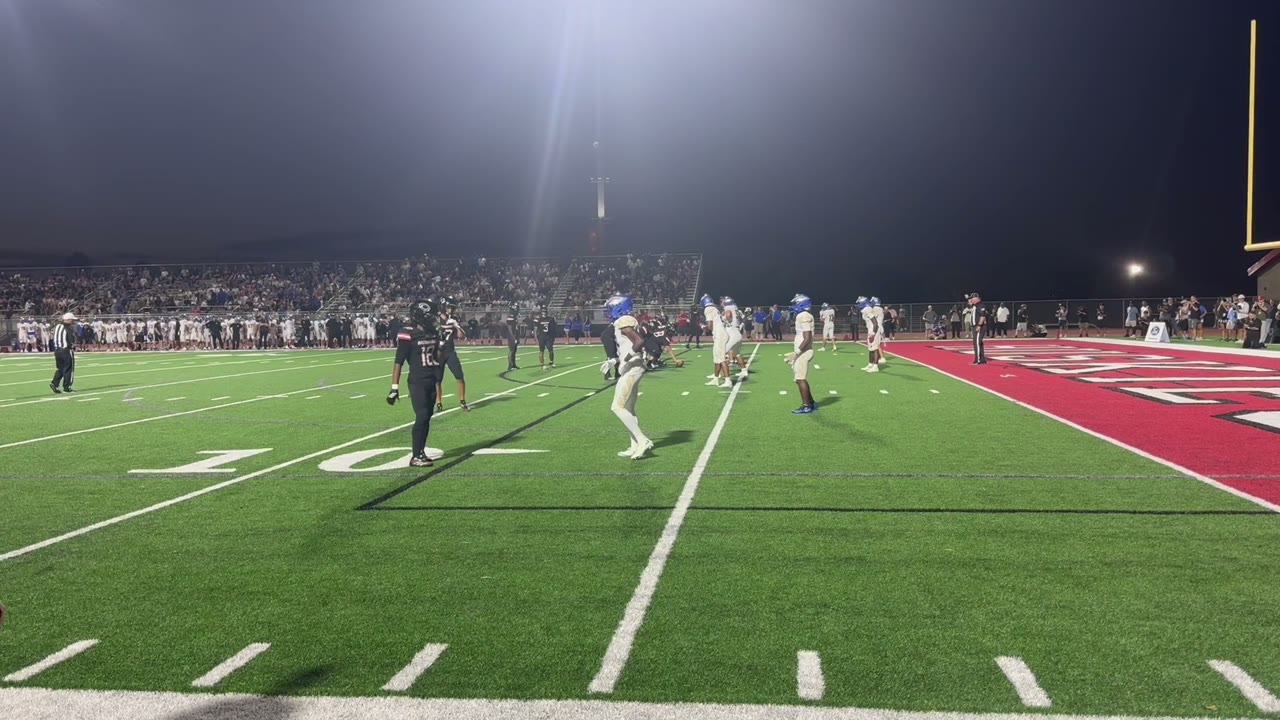 12 yard pass from Jefferson to Hale for a Cen10 touchdown!