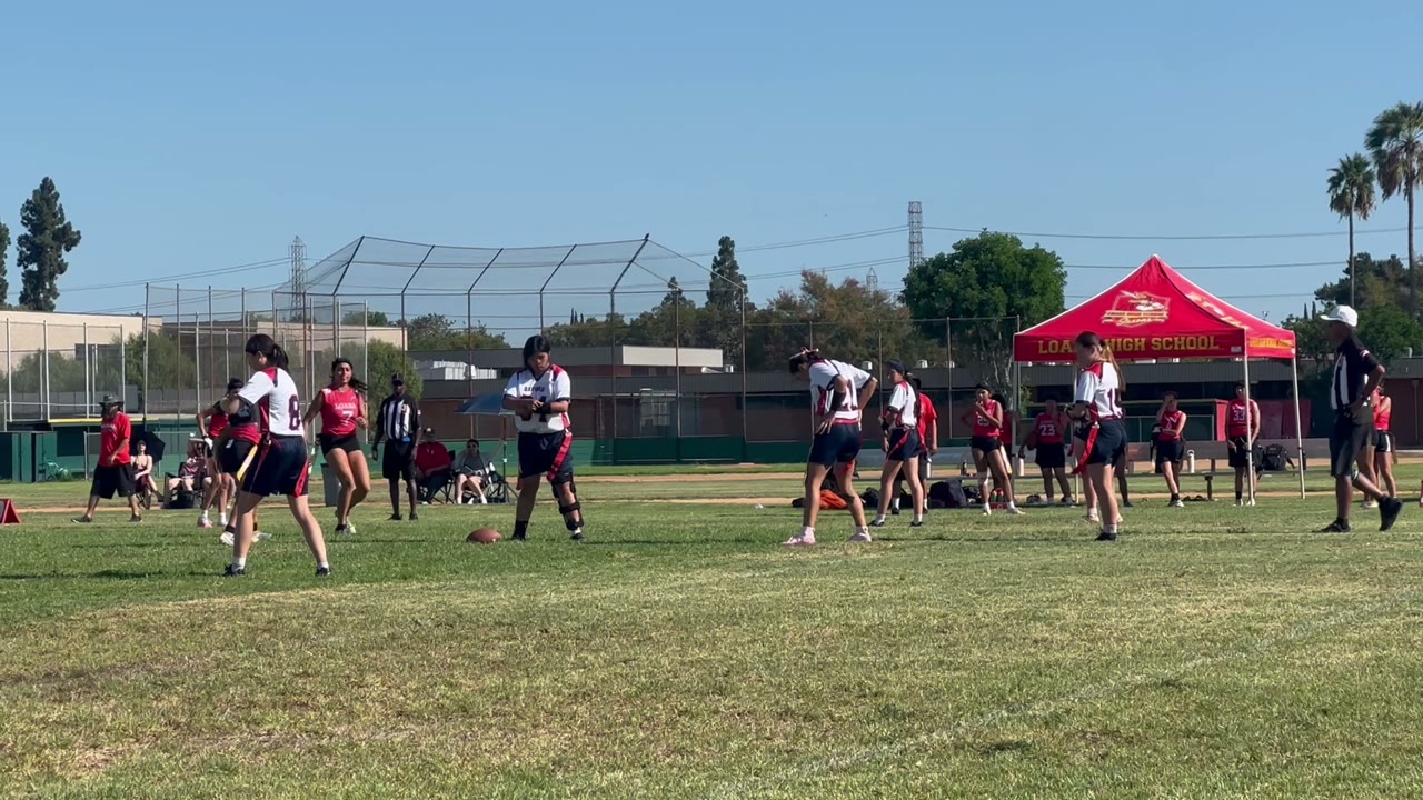 Great pass and catch. Daniela to Holly.