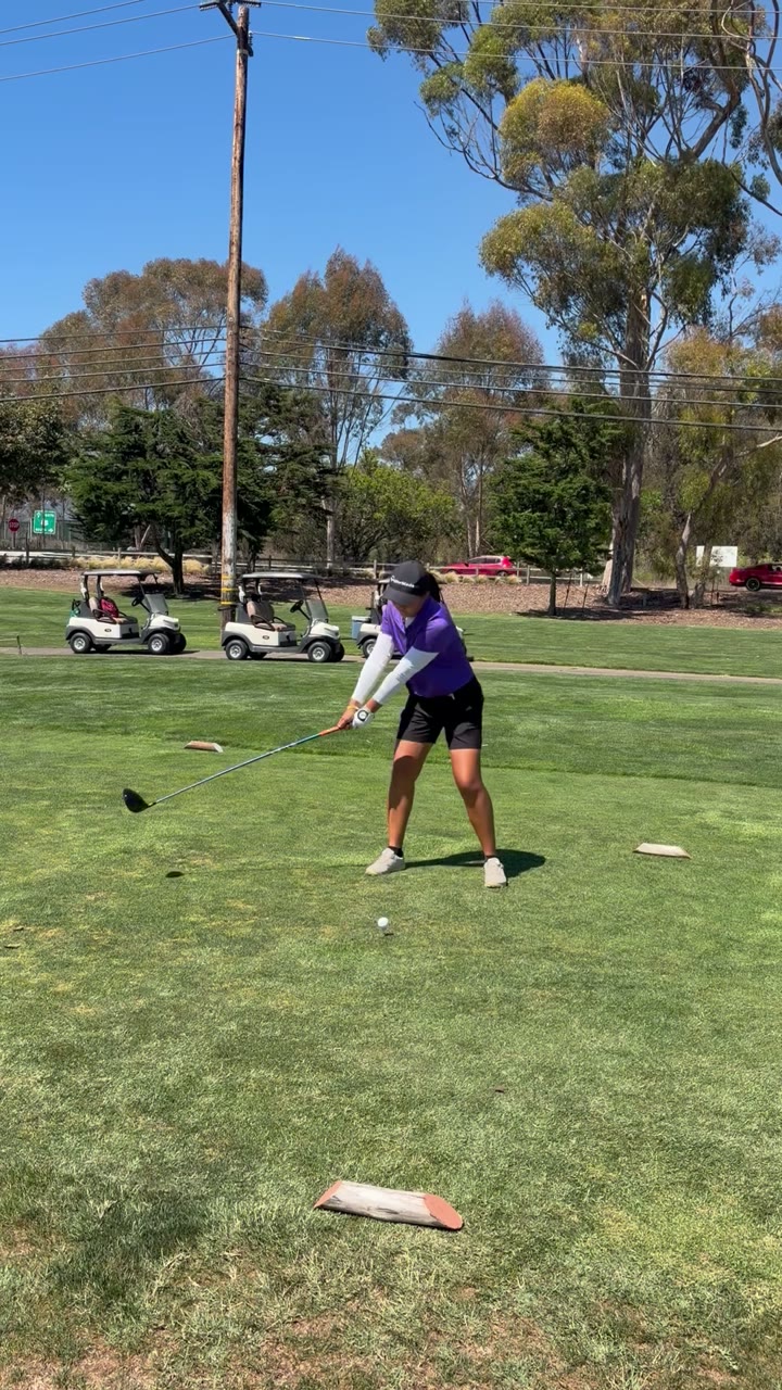 Opening tee shots at Sandpiper '26!
