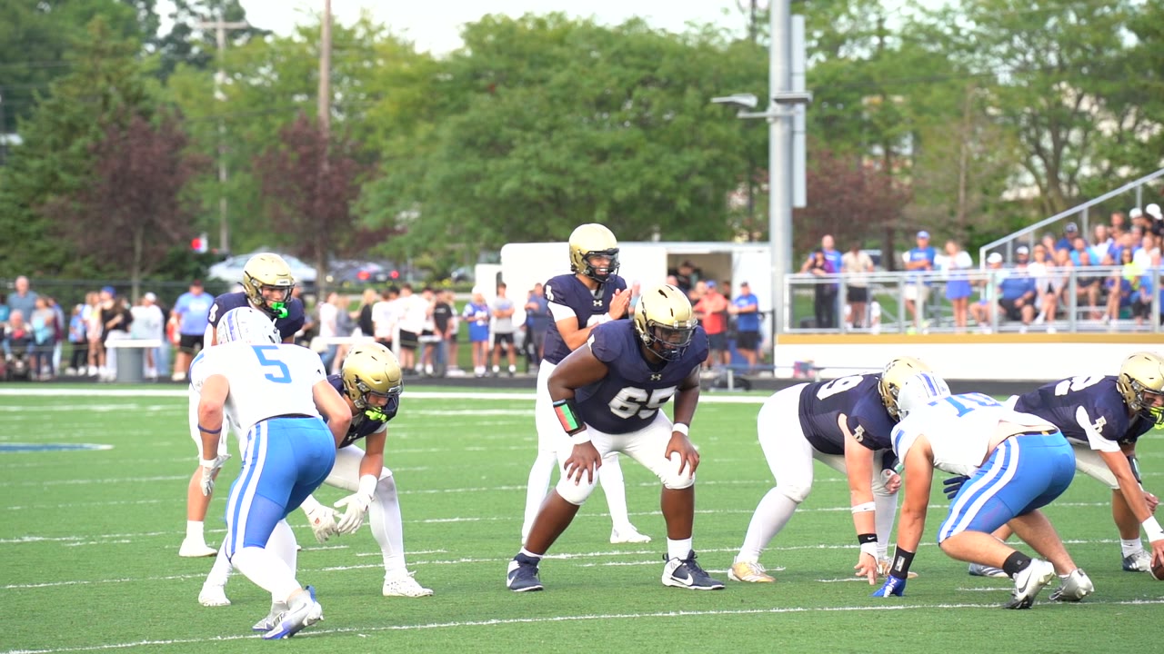Kolyn Campbell with the rushing touchdown