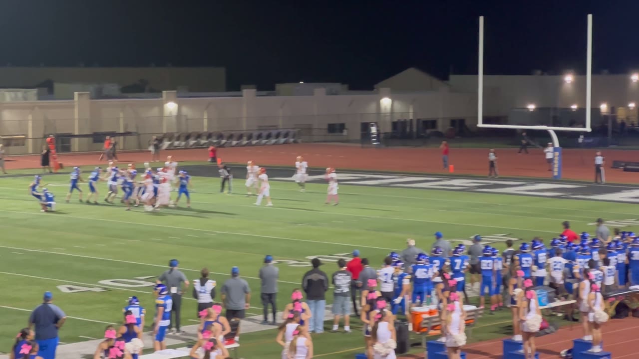 #90 makes a 32 yard field goal