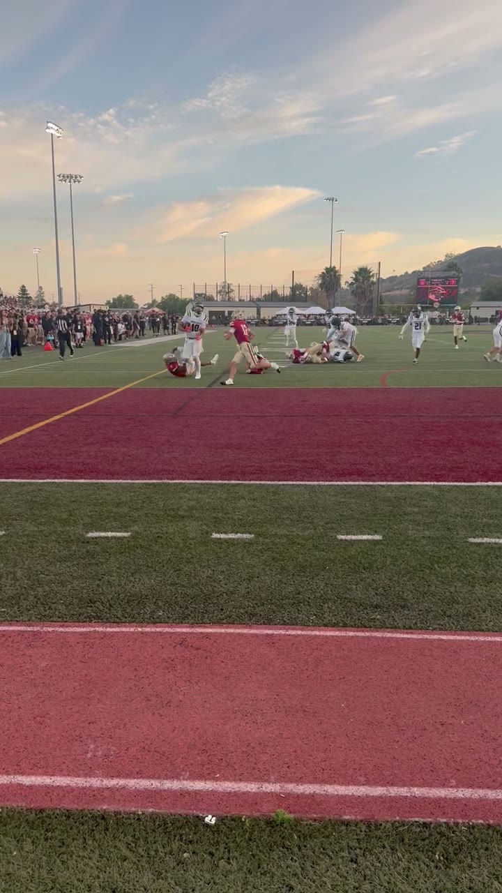 6 yard interception return by sierra canyon